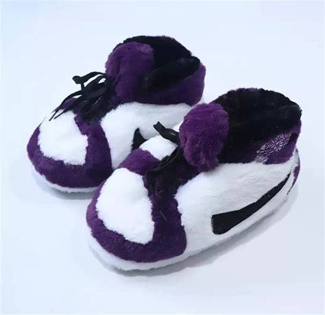 air jordan 1 fluffy slippers.